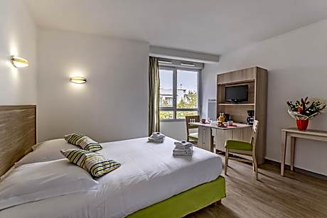 Studio with Double Bed