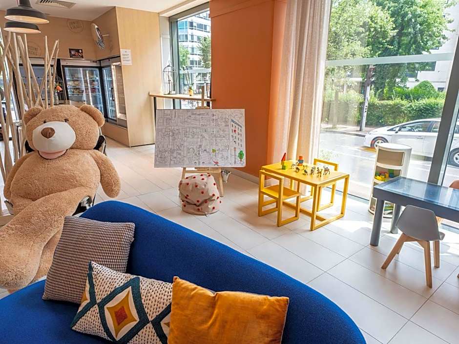 Novotel Suites Paris Issy Les Moulineaux