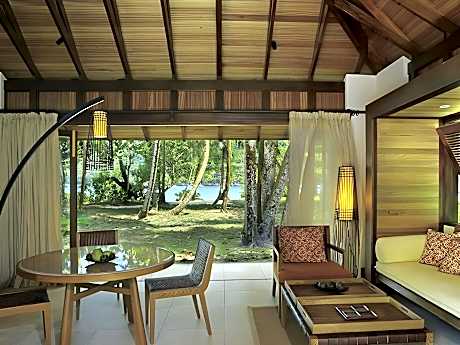 Beach Villa with Pool