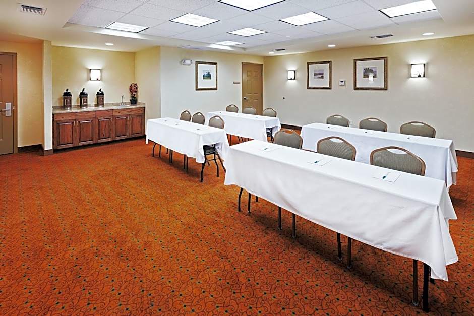 Country Inn & Suites by Radisson, Texarkana, TX