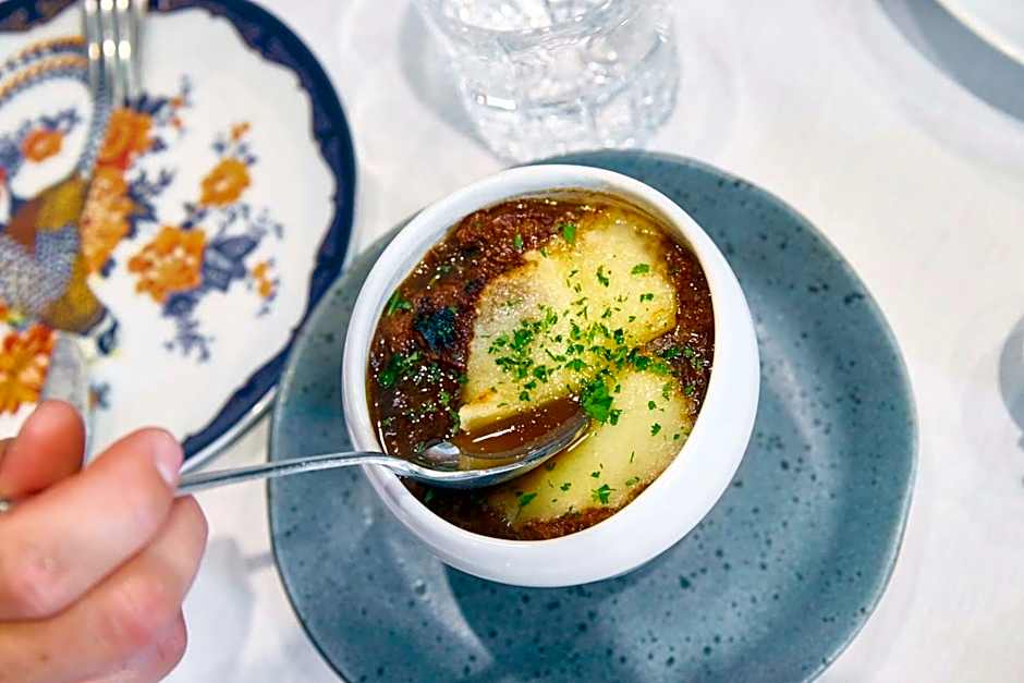 Hotel Le Soleil by Executive Hotels