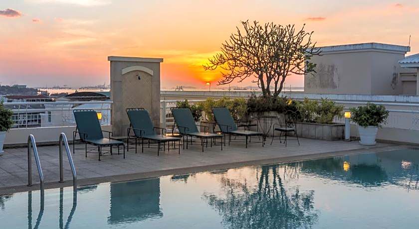 Classic Kameo Hotel and Serviced Apartments Sriracha