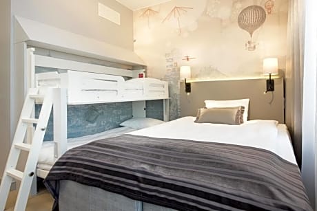 Standard Family Four