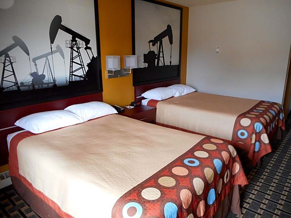 Super 8 by Wyndham Fox Creek