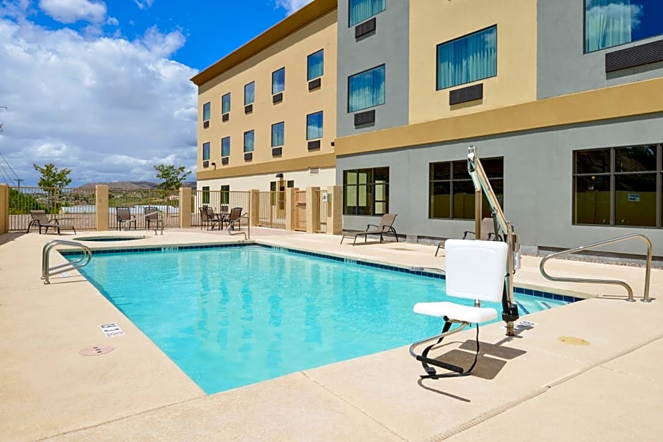 Holiday Inn Express & Suites Globe By IHG