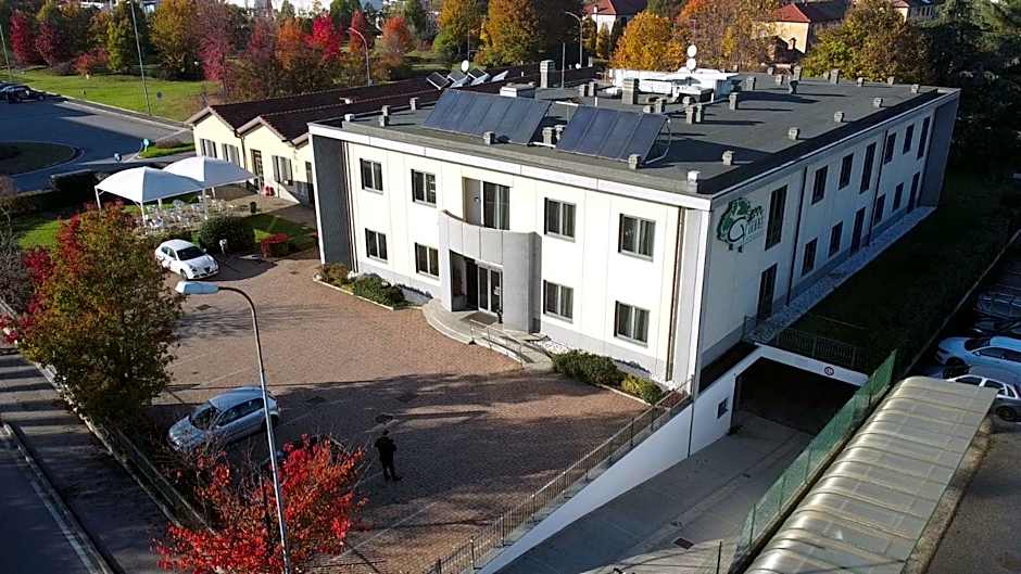 Groane Hotel Residence