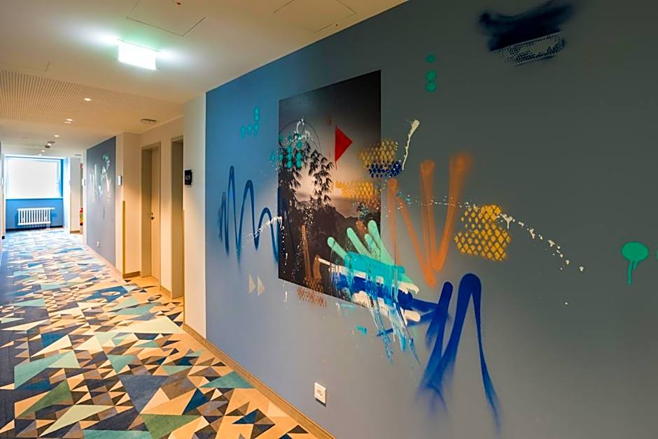 Holiday Inn - the niu, Ridge Halle Central Station By IHG