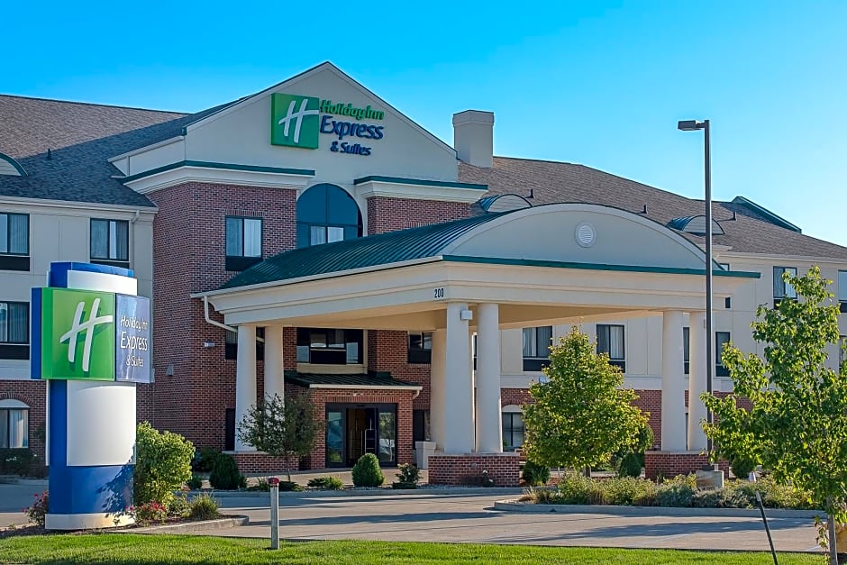 Holiday Inn Express and Suites Lafayette East