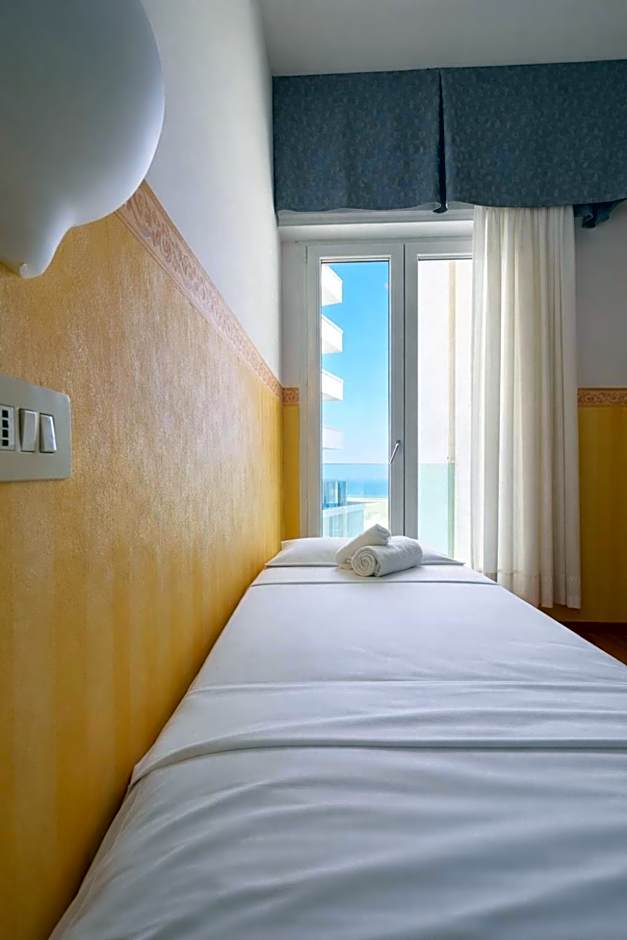Hotel Regina Fronte Mare