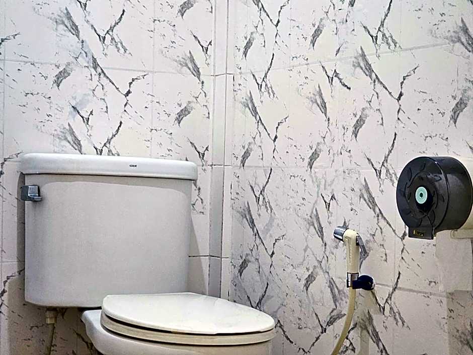 P California Inter Hostel