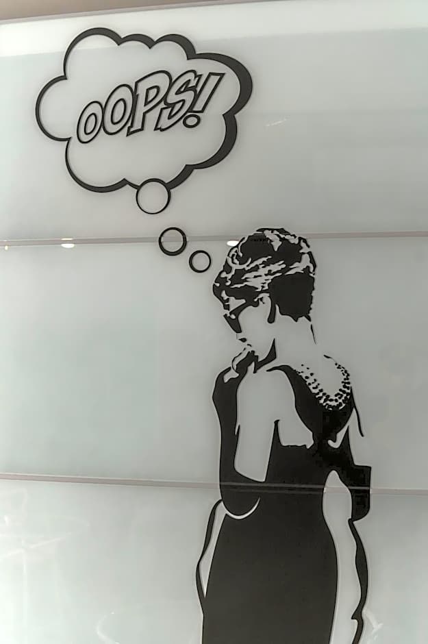 Hotel CineApollo - Ogni camera un film!