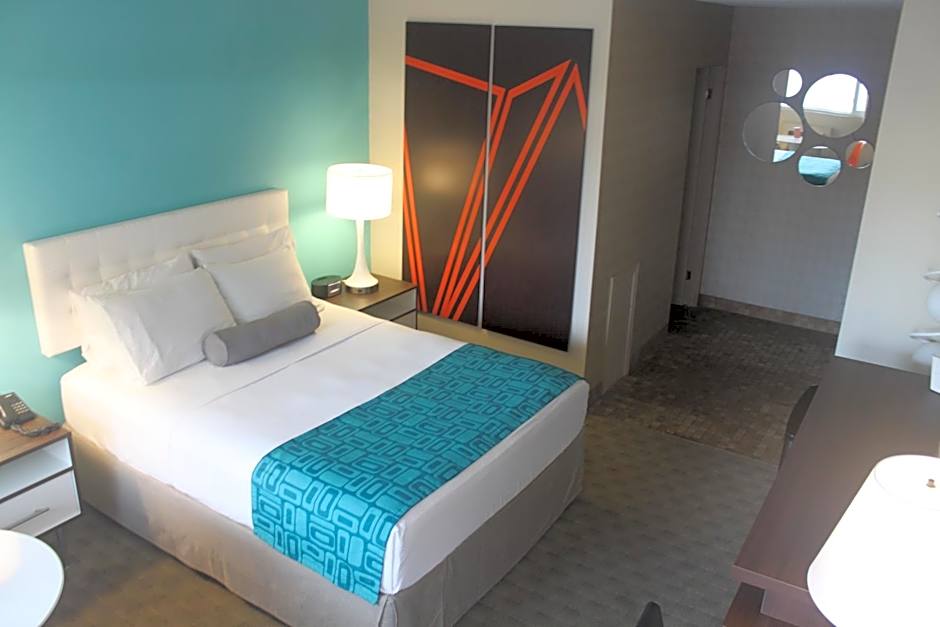 Howard Johnson by Wyndham Kingston