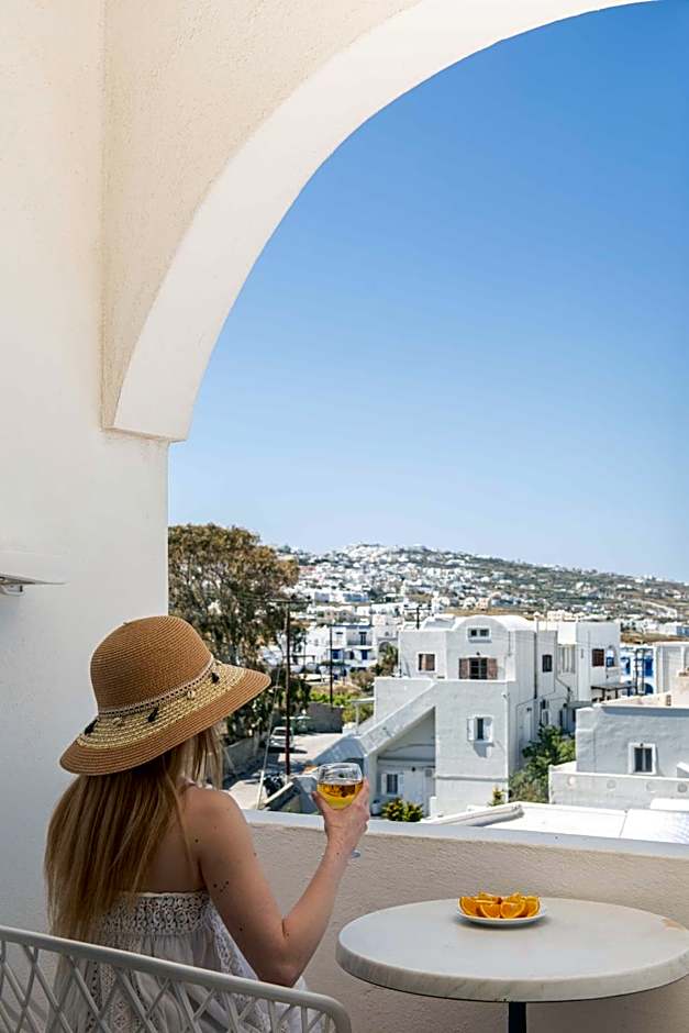 Cyclades Hotel