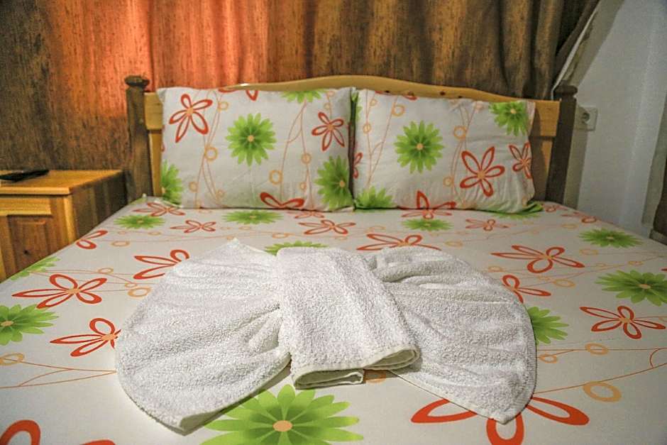 YAVUZ MOTEL ADRASAN