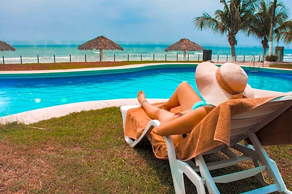 Playa Caracol Hotel & Spa