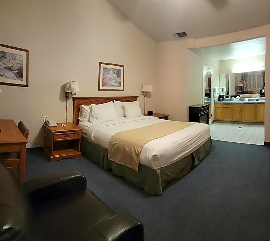 Garden Inn and Suites Fresno