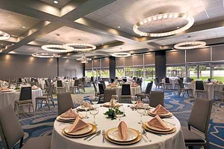 McAllen Grand Plaza Hotel - Alojamientos en MCALLEN