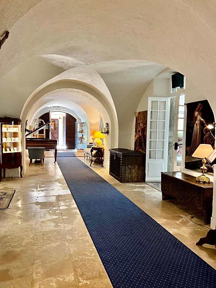Château de Floure - SPA et piscine extérieure chauffée