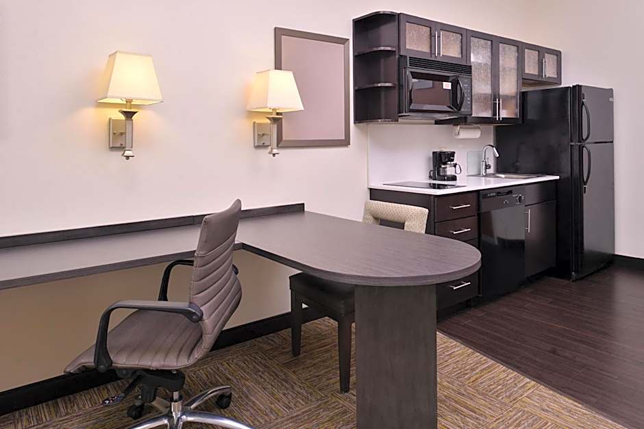 Candlewood Suites Terre Haute By IHG