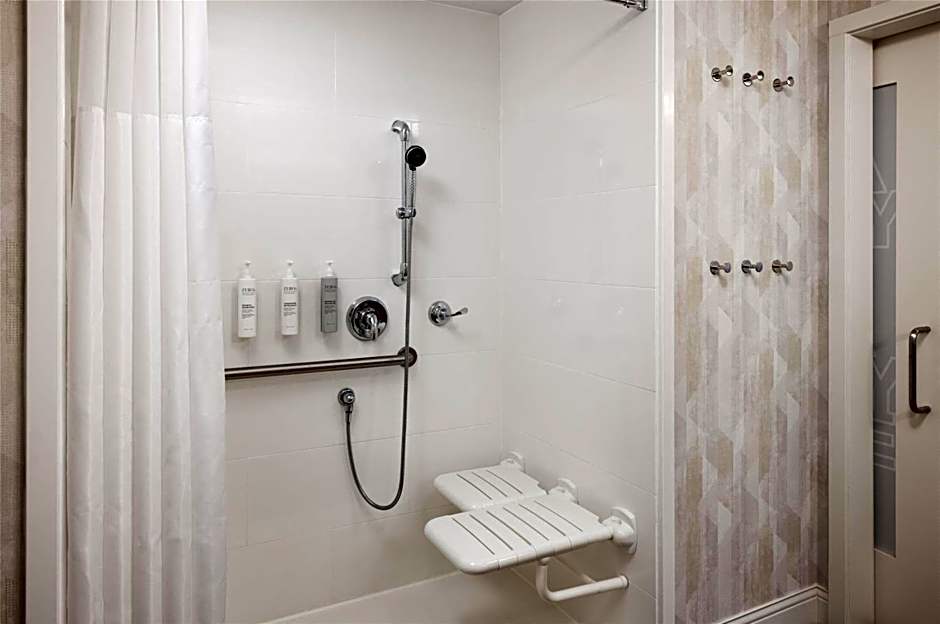 Hampton Inn By Hilton Minneapolis/Roseville, MN