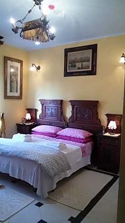 Superior Deluxe Double or Twin Room