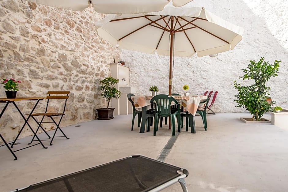 Carlentini house B&B