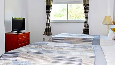 Double Suite with Two Double Beds