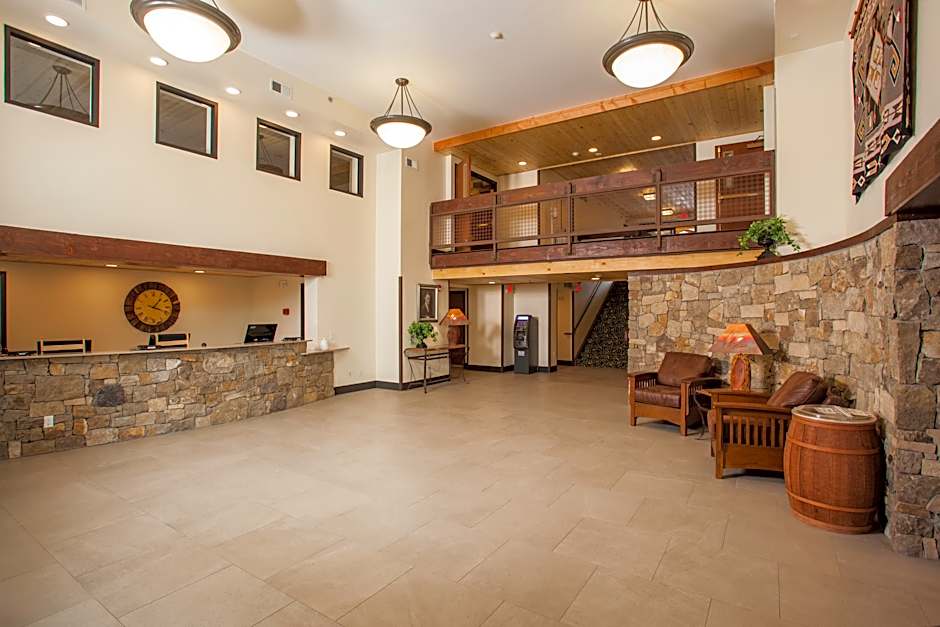 Red Feather Lodge