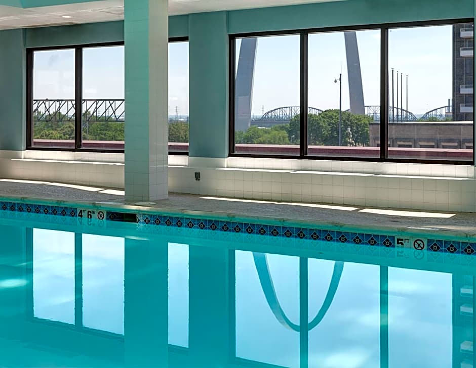 Hampton Inn By Hilton St Louis At The Arch