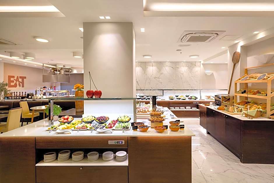 Atlantis Beach Hotel