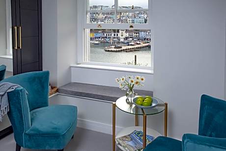 Golden Vanity Suite - Sea View - Free Wi-Fi