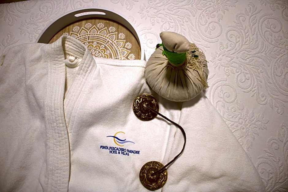 Punta Pescadero Paradise Hotel & Villas