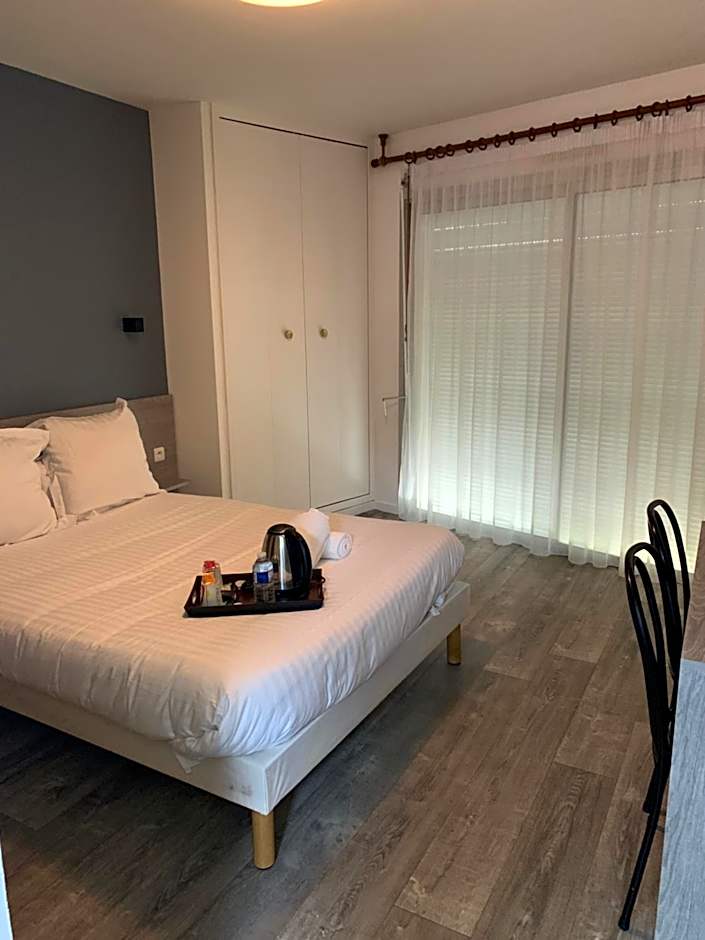 Hôtel Au Relais des Lilas