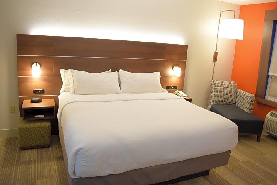 Holiday Inn Express Hotel & Suites Pensacola West I-10 By IHG
