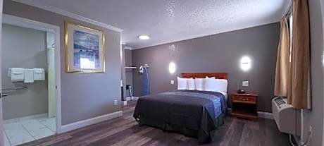 Sycamore Inn Chico University Area