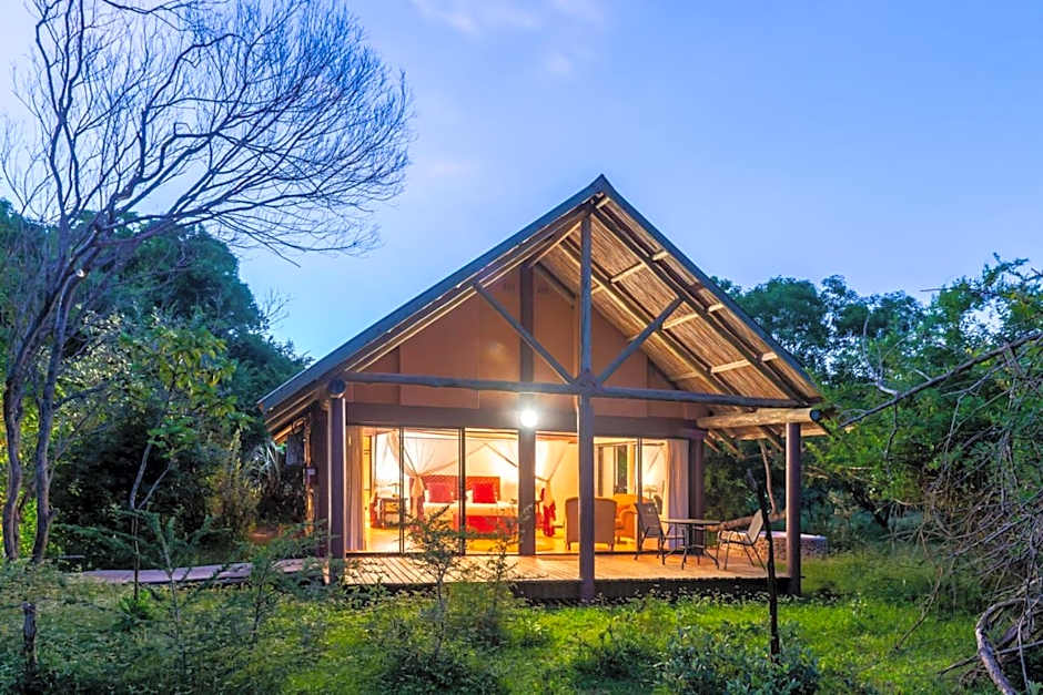 Leopard Walk Lodge