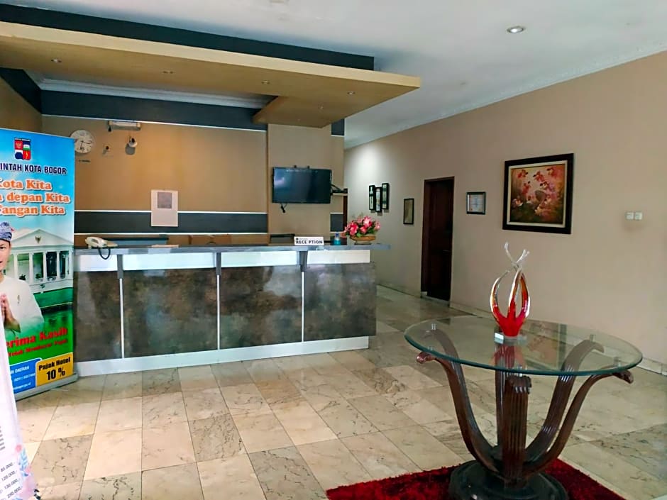 SPOT ON 3858 Elsana Transit Hotel