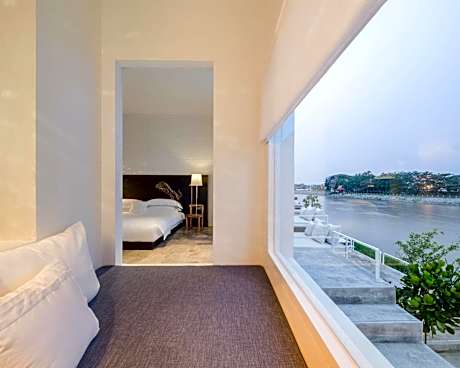 Deluxe River View Terrace