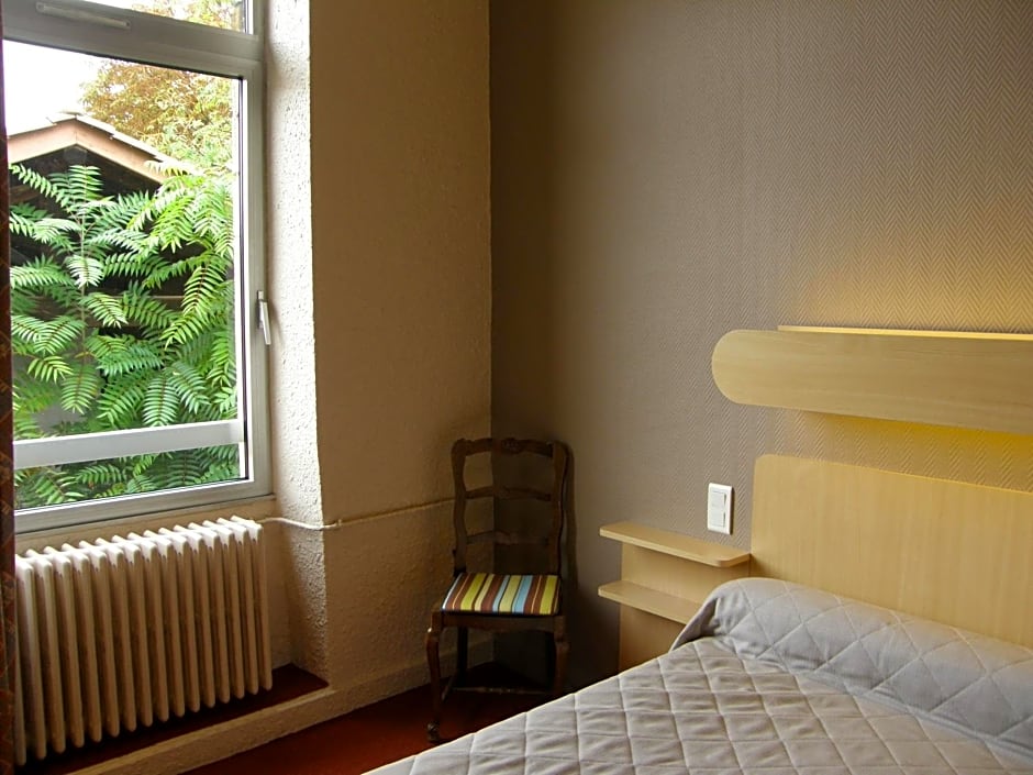 Logis Hotel L'ange Couronne
