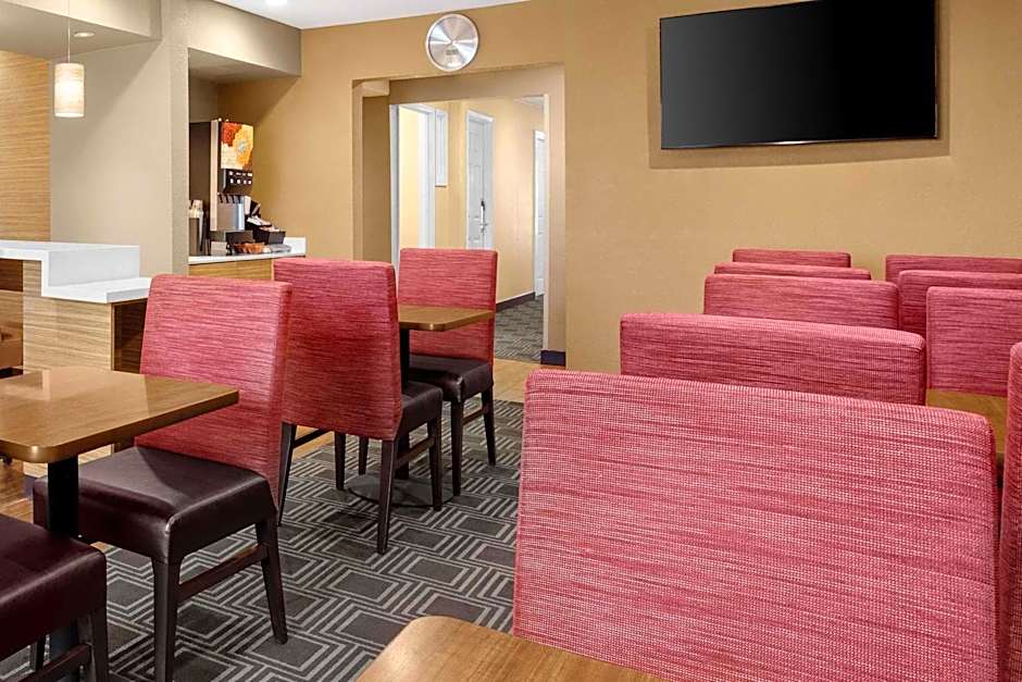 Extended Stay America Suites - Denver - Broomfield