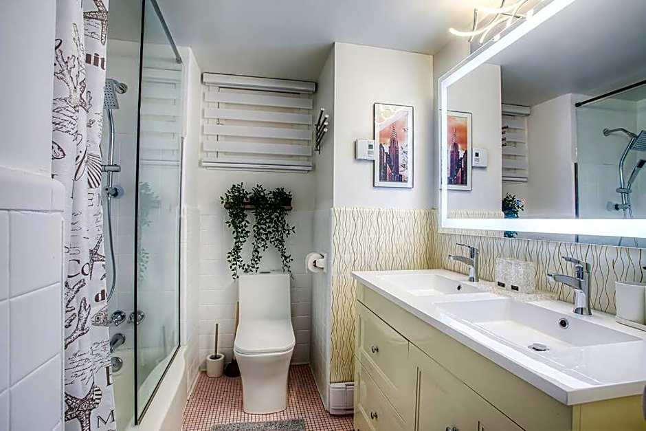 Luxery 3BR Apartment, Free Parking