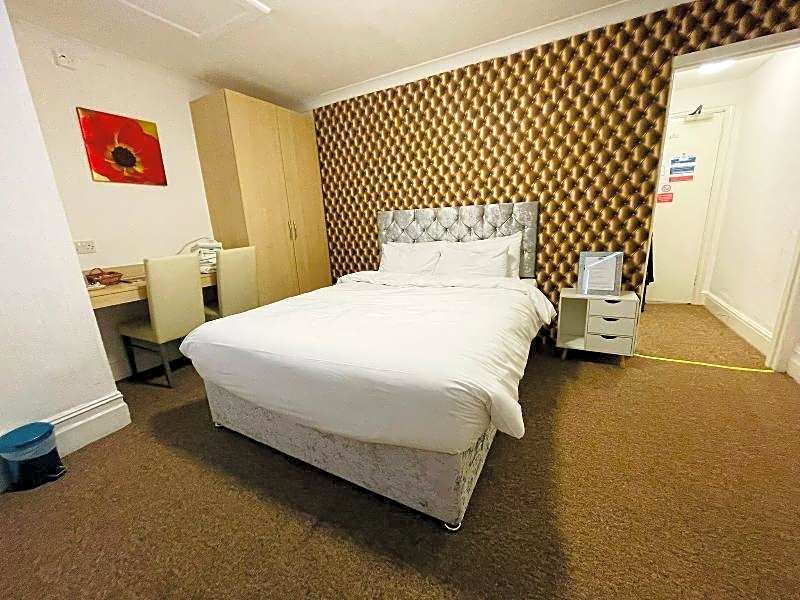 OYO Star Hotel South Leicester