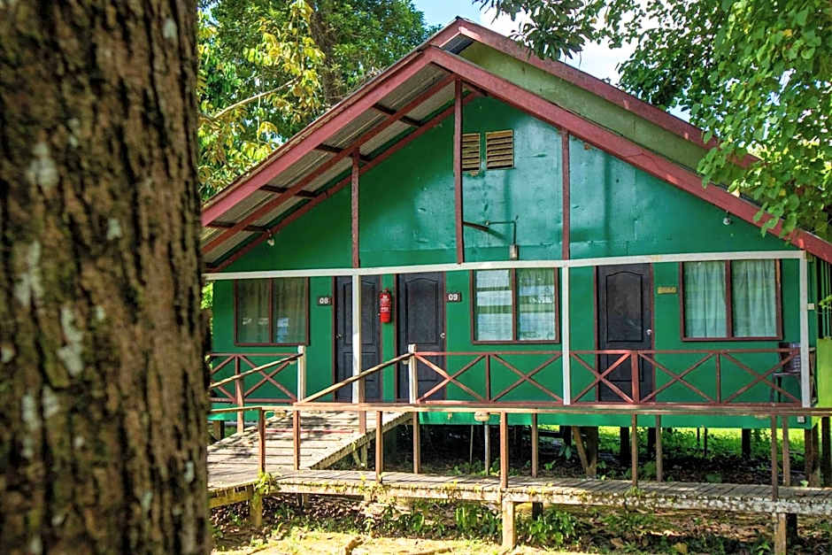 Sukau Greenview Lodge