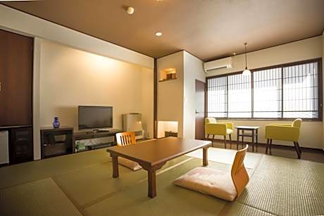 Economy Quadruple Room