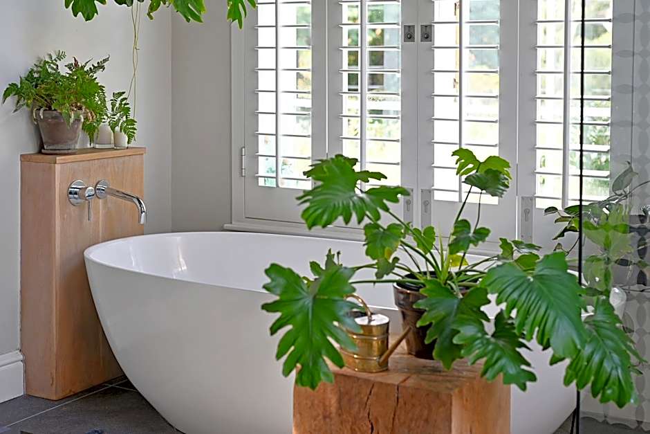 Riverlea Villa Pool River Mountain Views Family Garden