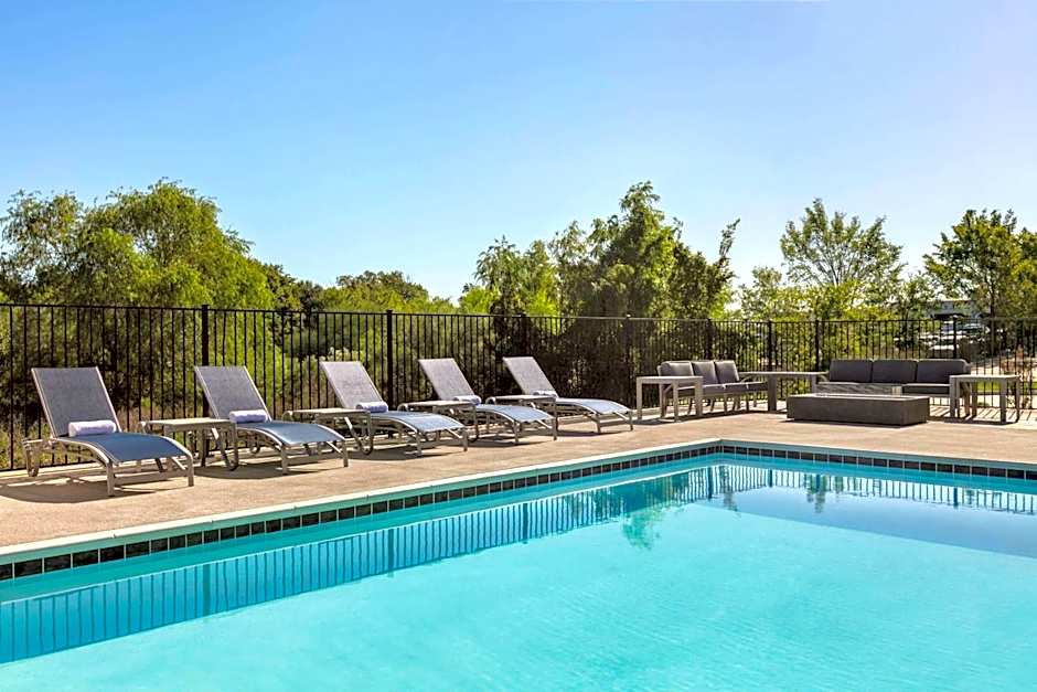 La Quinta Inn & Suites by Wyndham College Station North