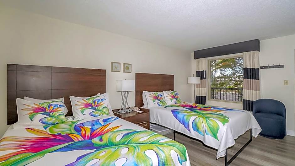 All-New, Private, Huge TV, Heated Pool, Tiki Bar