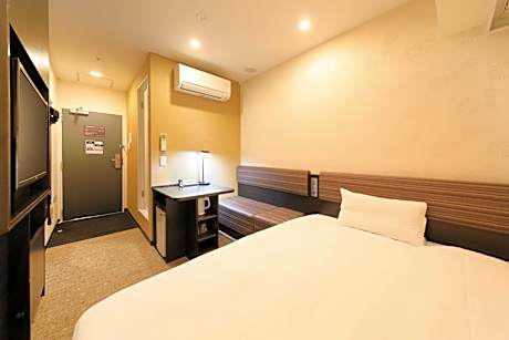 Double Room B - Non-Smoking