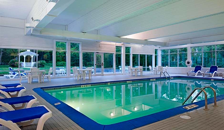 Hotel Cape Cod