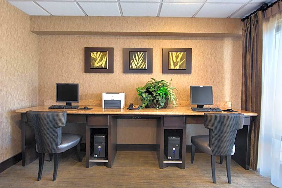 Days Inn by Wyndham Longview South